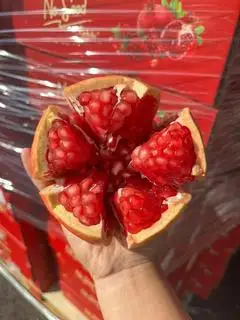 Hình ảnh Lựu đỏ Ruby-trái 
