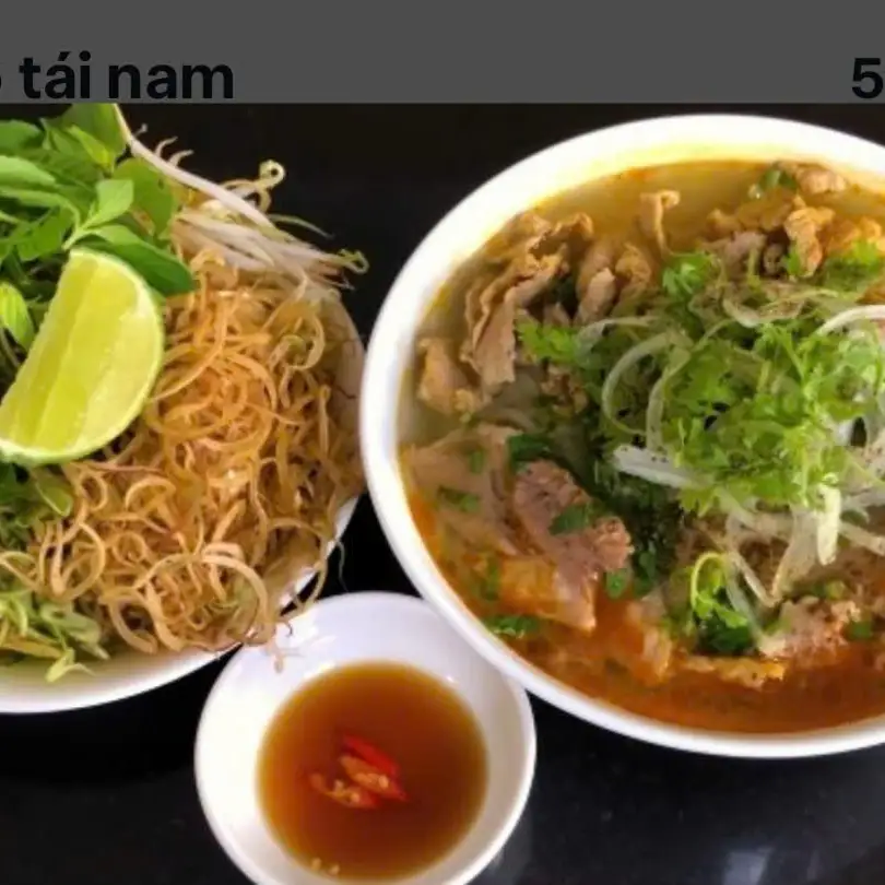 Bún bò Huế Tái Nạm Chả  - 60.000 ₫ tại Bún Bò Huế Cô My - Phan Anh