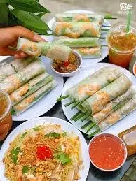 Gỏi cuốn tôm thịt ( mắm chua ngọt) - 14.000 ₫ tại Bếp Nhà Trầm - Gỏi Cuốn - Bà Hạt