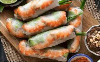 Gỏi cuốn tôm - 15.000 ₫ tại Bếp Ăn Mẹ Nhím - Gỏi Cuốn, Chả Cuốn & Bún Mắm Nêm - Nguyễn Thái Bình