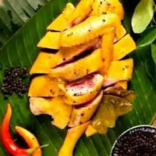 Hình ảnh Gà ủ muối 1/2 con để mát