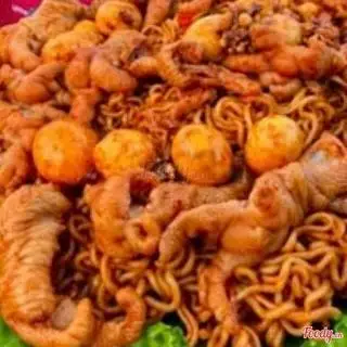 Hình ảnh Mì Trộn Chân Gà Sốt Thái