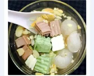 Hình ảnh Chè khúc bạch