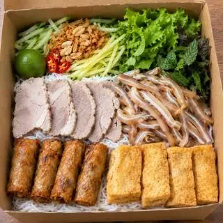 Hình ảnh Bún nước tương thịt - tai - chả ram tôm đất