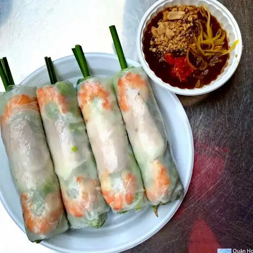 Gỏi Cuốn Tôm - Thịt - 11.000 ₫ tại Gỏi Cuốn Và Bánh Mì Hấp 85 - Âu Dương Lân