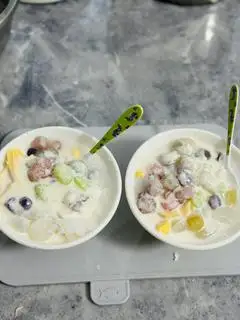 Chè Thái - 45.000 ₫ tại Chè Cô Ba Sài Gòn - Đường Số 3
