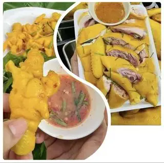 Hình ảnh Combo Nửa Con Gà Ủ Muối + 500 Gram Chân Gà Rút Xương Ủ Muối 