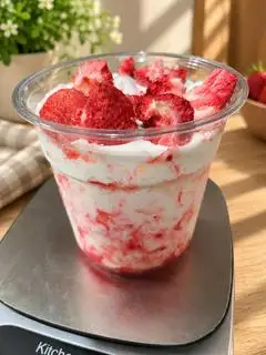 Hình ảnh Sữa dâu 