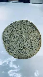 Bánh tráng - 8.000 ₫ tại Tré Trộn Bum - Lê Văn Việt
