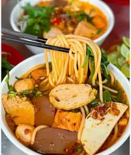 Canh bún cua ốc đầy đủ không giò - 45.000 ₫ tại Quán Bún Riêu Bé Thương - Tuệ Tĩnh