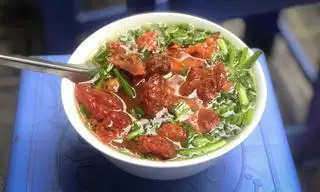 Hình ảnh phở sốt vang 