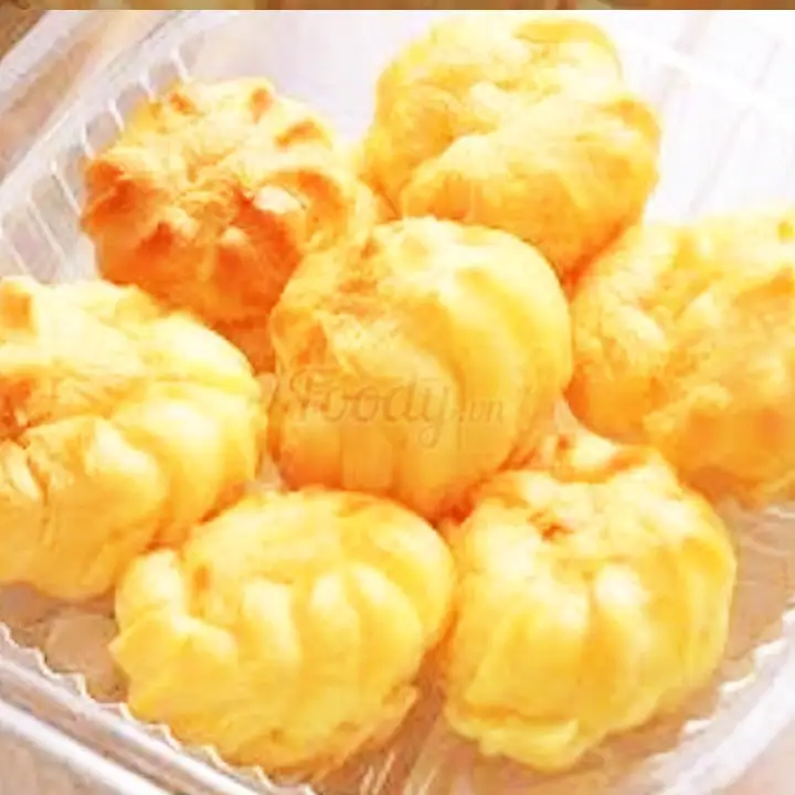 bánh su kem hộp 6 cái  - 40.000 ₫ tại Tiệm Bánh Kem Gia Bảo - Phổ Quang