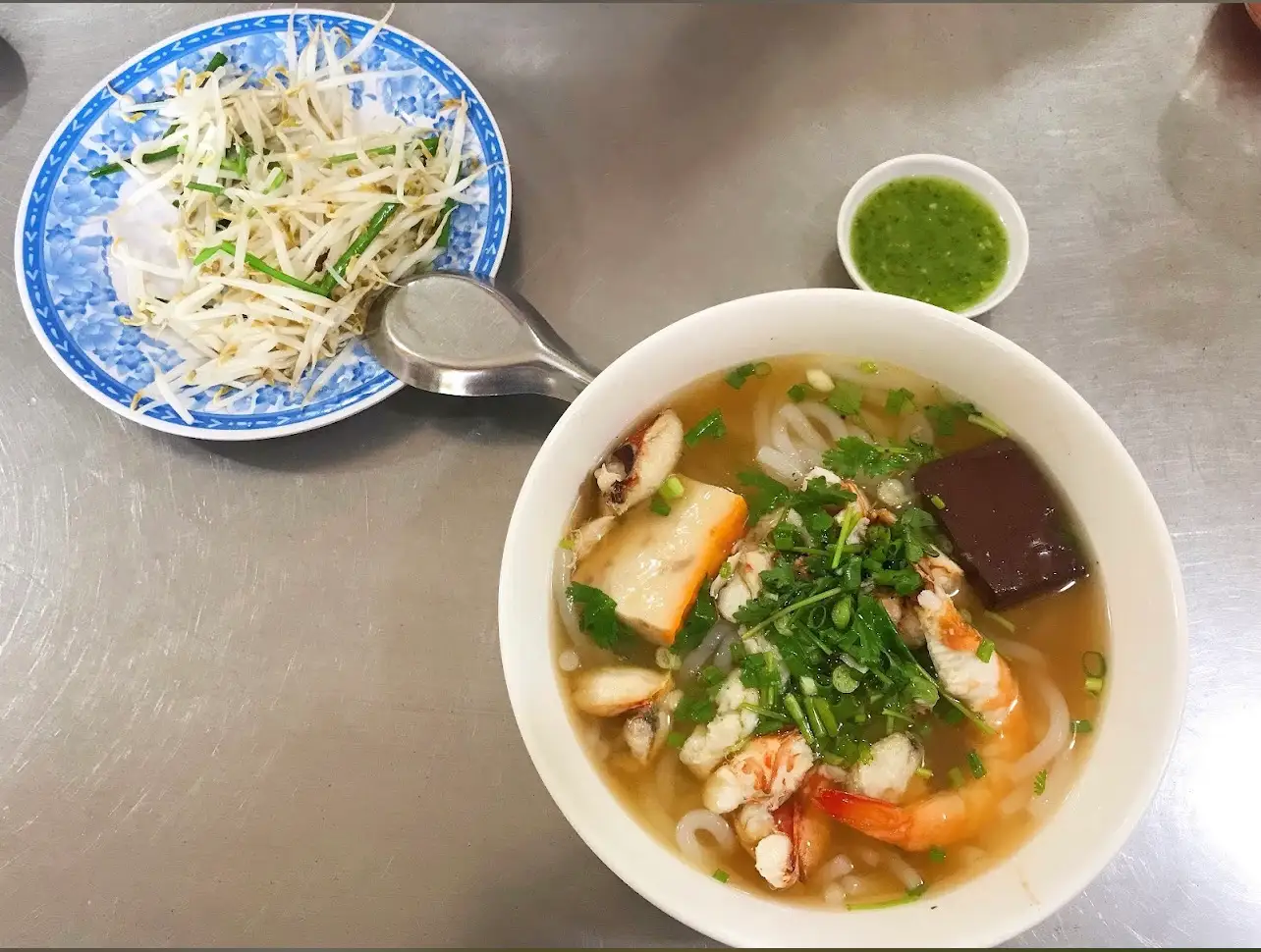 Lột sẵn tô VIP - 140.000 ₫ tại Bánh Canh Ghẹ Thi Giang - Cộng Hòa