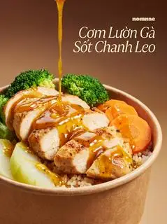 Hình ảnh Cơm lườn gà áp chảo sốt chanh leo