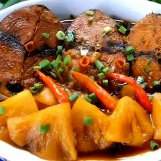 Hình ảnh Cá ngừ đại dương kho thơm