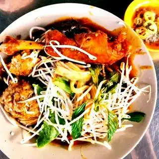 Bánh tầm đùi gà+ tô đũa muỗn - 85.000 ₫ tại Bánh Tầm Cay Cà Mau A Phát - Hoàng Hoa Thám