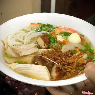 Bánh canh đầy đủ - 60.000 ₫ tại Hủ Tiếu Cô Hường - Tôn Đản