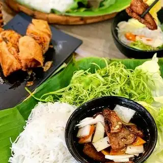 Bún Chả - Nem Cua Bể - 59.000 ₫ tại Bún Đậu & Bún Chả Hà Nội - Nguyễn Oanh