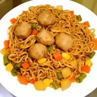 Hình ảnh Mỳ trộn viên rau củ