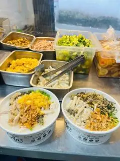Hình ảnh Cháo sườn sụn ngô