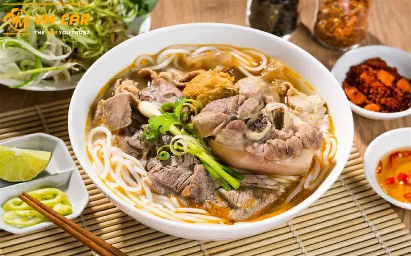 Hình ảnh Bún Bò Huế đặc biệt 