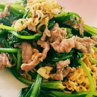 Mì rau xào thêm - 25.000 ₫ tại Tiệm Nhà Song Linh - Lagu Bò & Bún Thịt Xào - Trần Quang Diệu