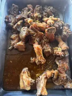 Hình ảnh Cơm gà kho gừng