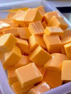 Hình ảnh Phô mai mặn