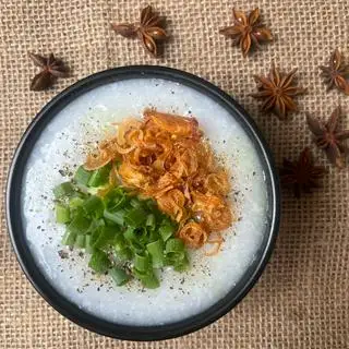 Hình ảnh cháo thêm ( cháo nước hầm xương )