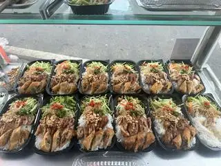 Bún thịt nướng chả giò - 42.000 ₫ tại Bún Thịt Nướng & Cơm Tấm Đại Thắng - Nguyễn Thị Tần