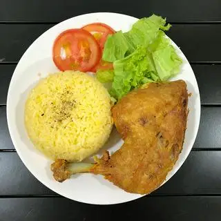 Hình ảnh Cơm Gà Xối Mỡ (Đùi 1/4)
