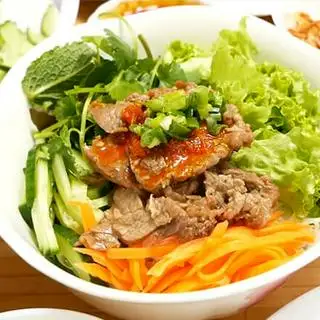 Hình ảnh Bún Thịt Bò Xào + nước