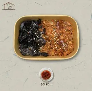 Hình ảnh Cơm bò kim chi đen