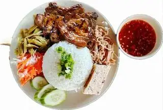 Hình ảnh Cơm sườn bì chả