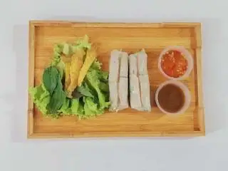 Gỏi cuốn chả cá - 13.000 ₫ tại Bếp Nhà Chuối - Gỏi Cuốn Ngũ Vị - Nguyễn Thị Thập