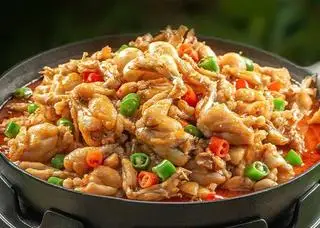 蒜香美蛙- Ếch Thơm Tỏi Kim Ngân - Garlic Frog - 450.000 ₫ tại Ếch Wow - Cá Nướng & Ếch Nướng - Nguyễn Hữu Cảnh