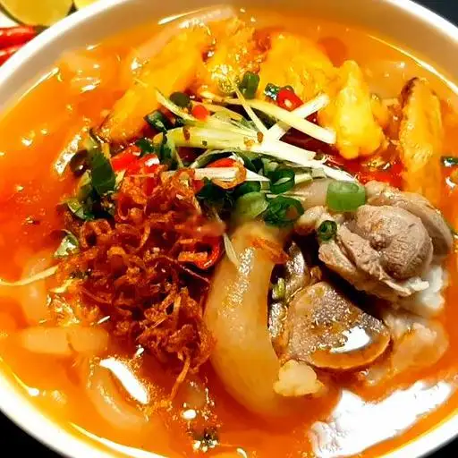 Bánh canh bình thường - 58.000 ₫ tại Nhất Phương - Bánh Canh Cua, Bún Mắm & Bún Bò - Phan Huy Ích