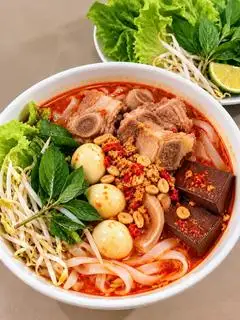 Hình ảnh MÌ QUẢNG THỊT HEO