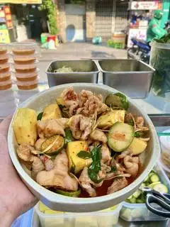 Hình ảnh Chân gà sốt Thái M