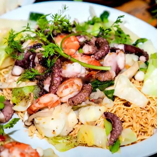 Hình ảnh Mì gói xào hải sản
