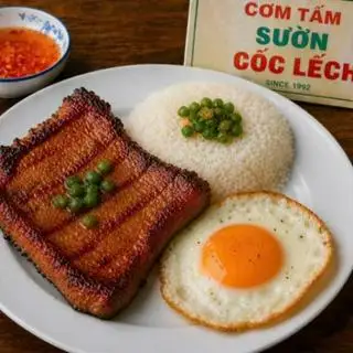 Hình ảnh Cơm sườn + Ốp la