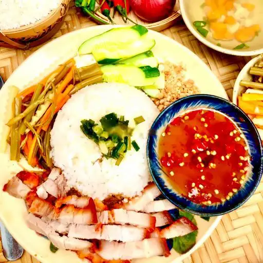 Cơm tấm thịt khìa - 51.000 ₫ tại Cô Ba Chề - Cơm Tấm Long Xuyên - Nguyễn Thái Bình