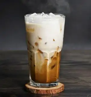 Bạc Xỉu - 35.000 ₫ tại Wayne's Coffee - 265 Phạm Ngũ Lão