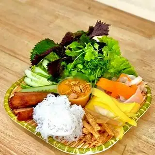 Hình ảnh VIP Nem nướng Nha Trang (8 miếng)