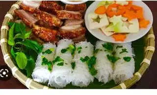 Bánh Hỏi heo quay /phần - 85.000 ₫ tại Bánh Mì Heo Quay - Bánh Hỏi Heo Quay - Đường 2