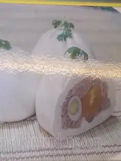 Bánh Bao Trứng Muối - 31.000 ₫ tại Bánh Mì Hà Nội 289