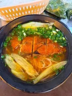 Hình ảnh Bún cá thu sốt cay