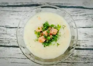 Cháo cá hồi - 20.000 ₫ tại Cháo Dinh Dưỡng Vina Baby - Trần Não
