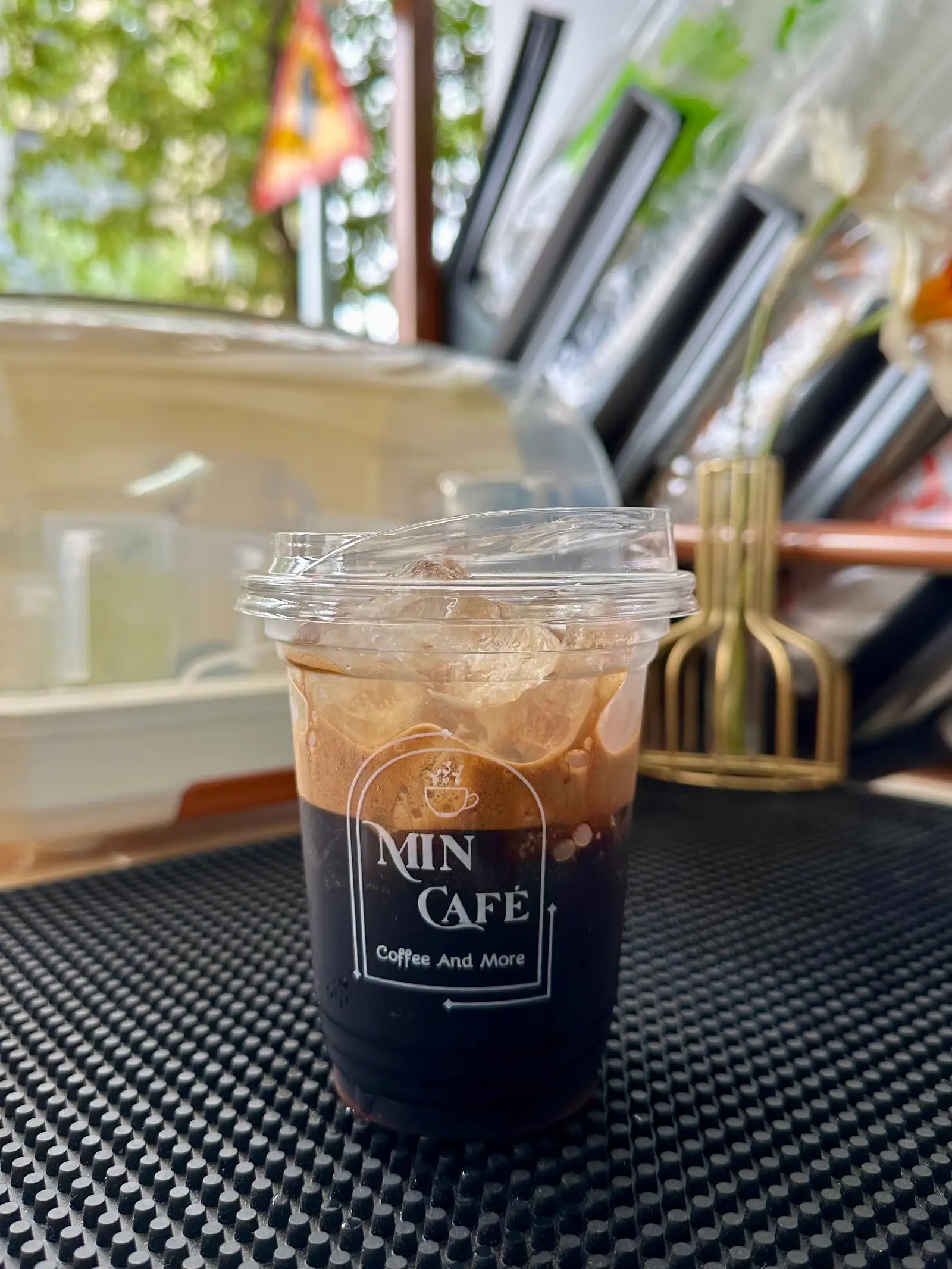 Hình ảnh Cafe đen đá