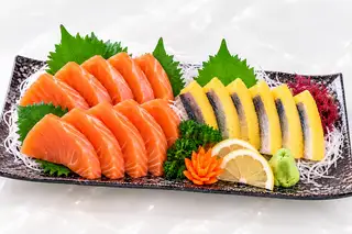 Hình ảnh SET SASHIMI CÁ HỒI 10m MIX CÁ TRÍCH 6m